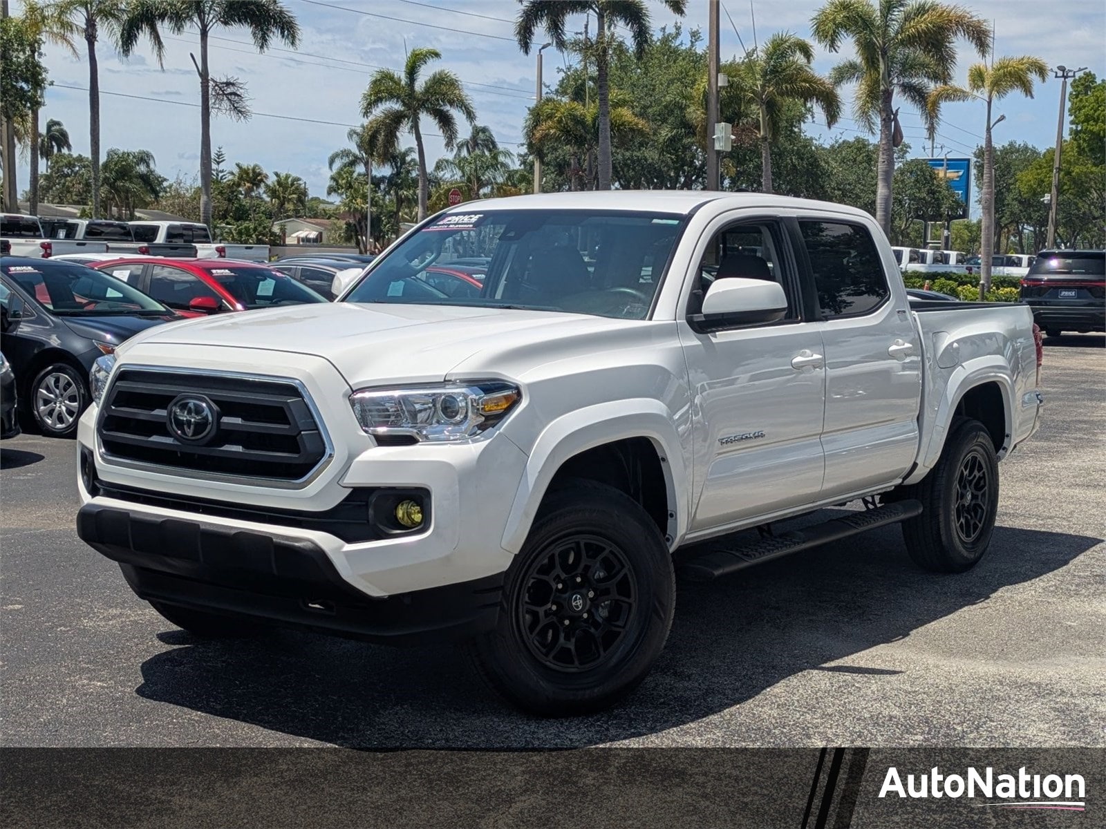 2022 Toyota Tacoma SR5 Double Cab 2WD V6 Auto Short Bed's photo