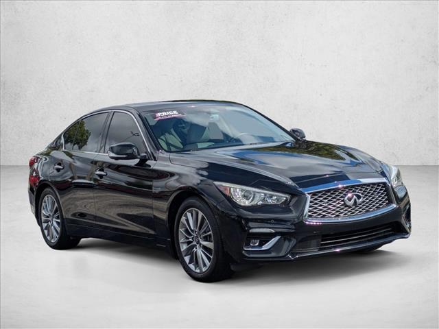 2021 Infiniti Q50 3.0t LUXE photo 3