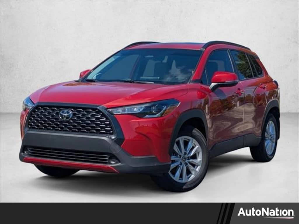 Used 2024 Toyota Corolla Cross LE SUV