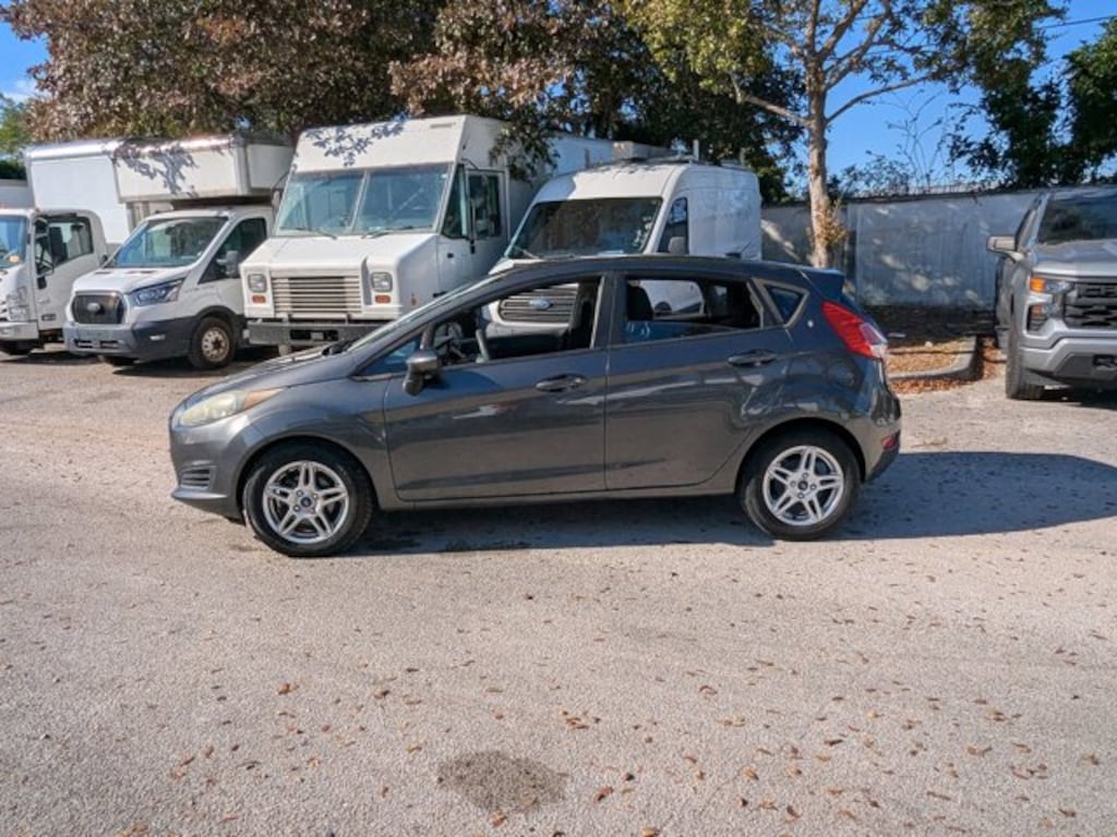 Used 2018 Ford Fiesta SE Hatchback