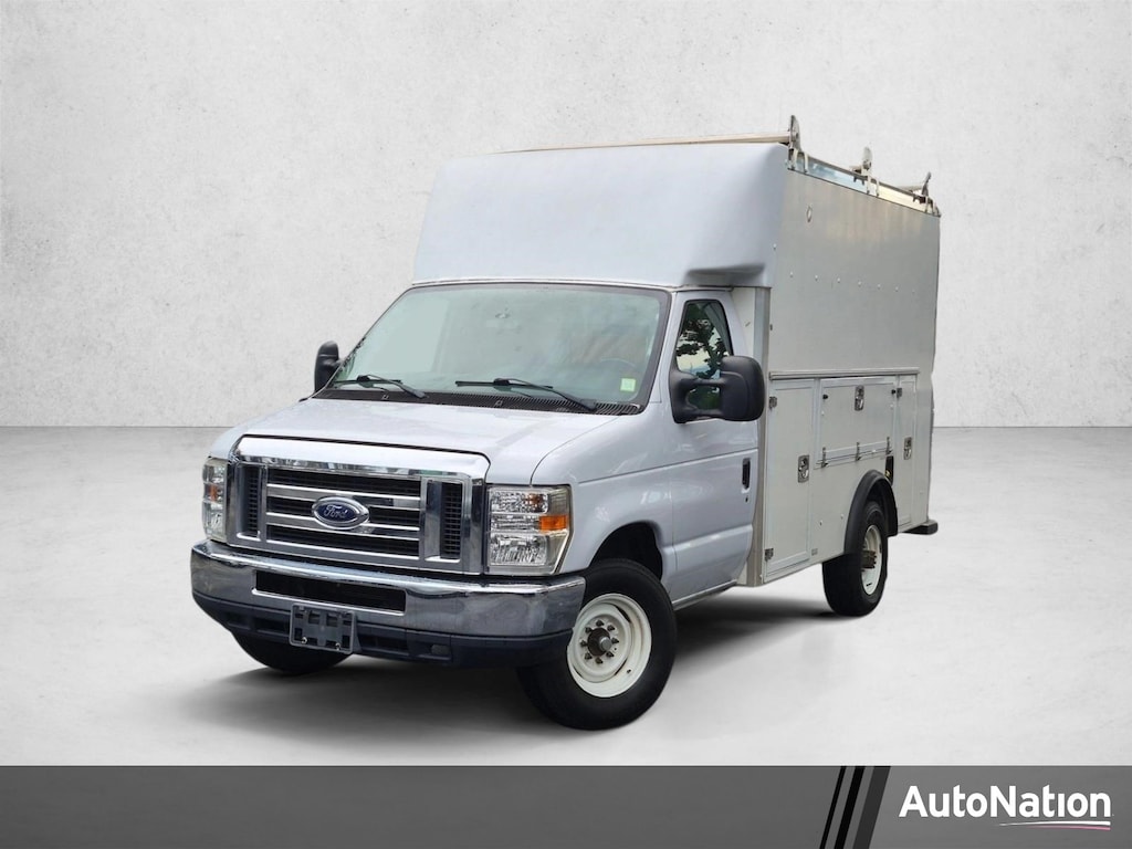 Used 2018 Ford E-350 Cutaway Truck