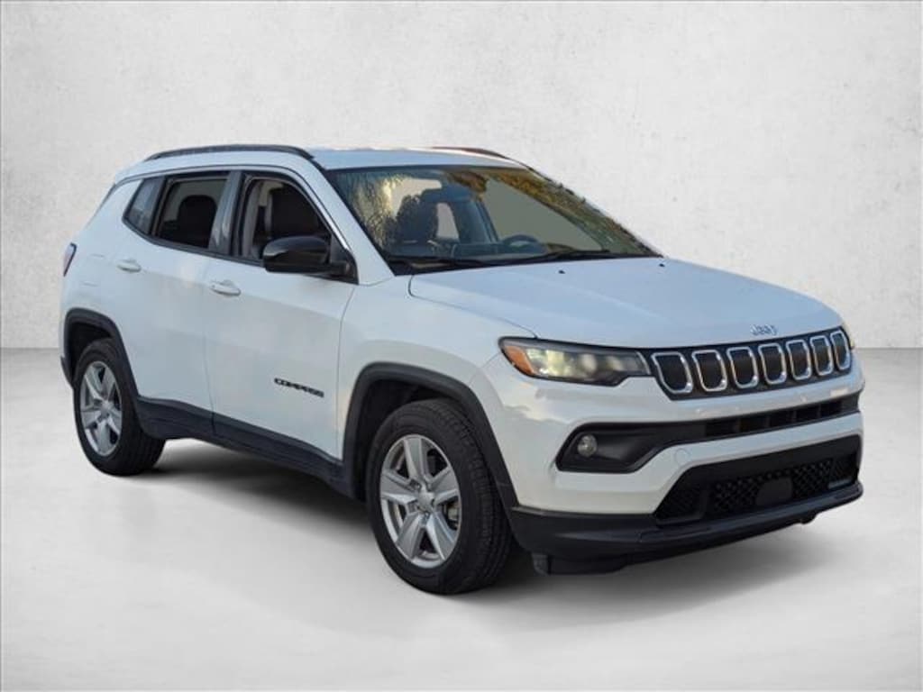 Used 2022 Jeep Compass Latitude SUV
