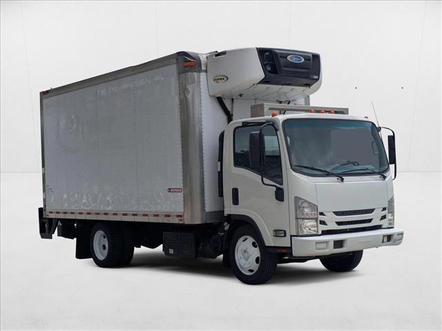 2018 Isuzu NPR-XD photo 3