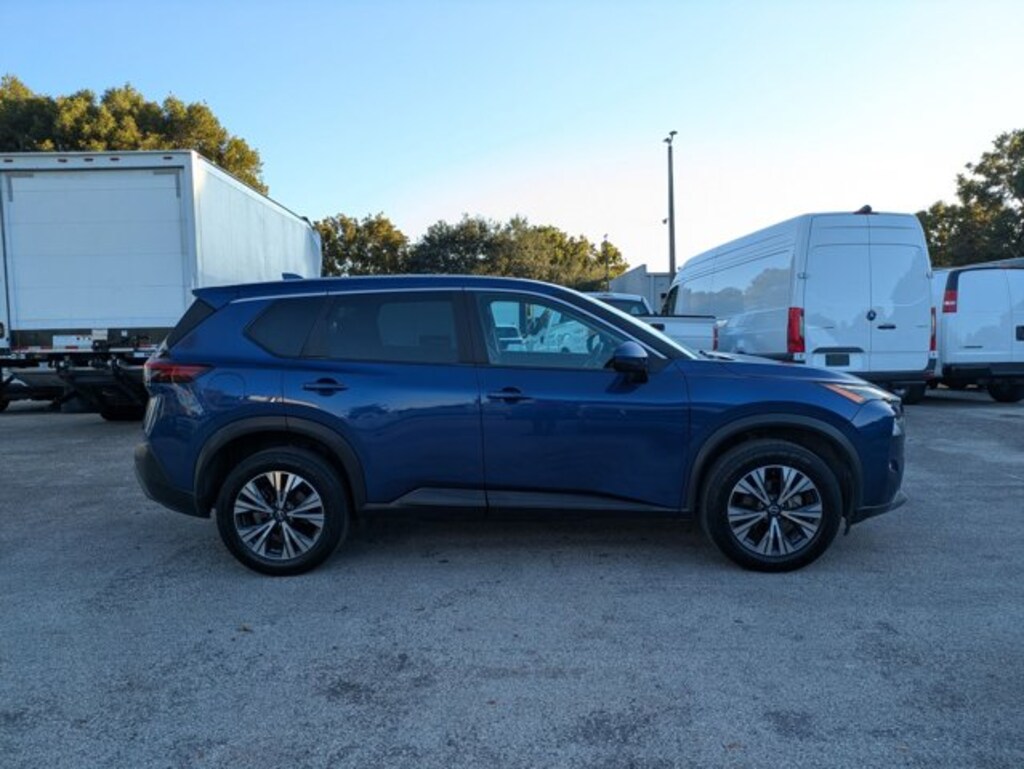 Used 2022 Nissan Rogue SV SUV