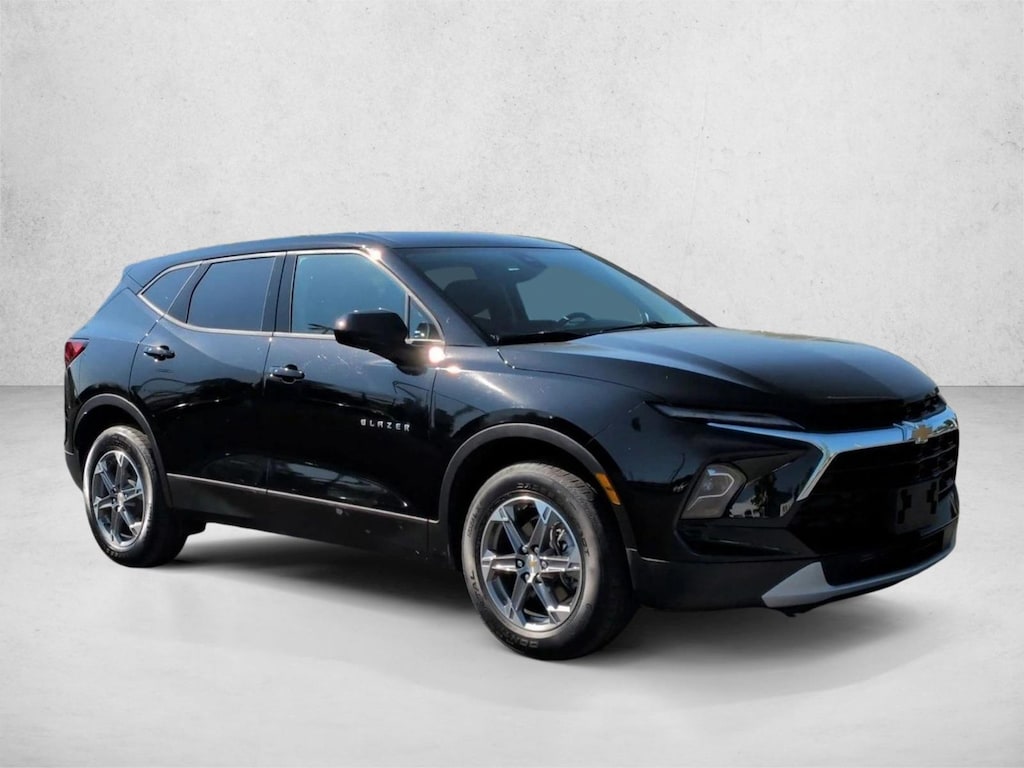 Used 2025 Chevrolet Blazer LT SUV