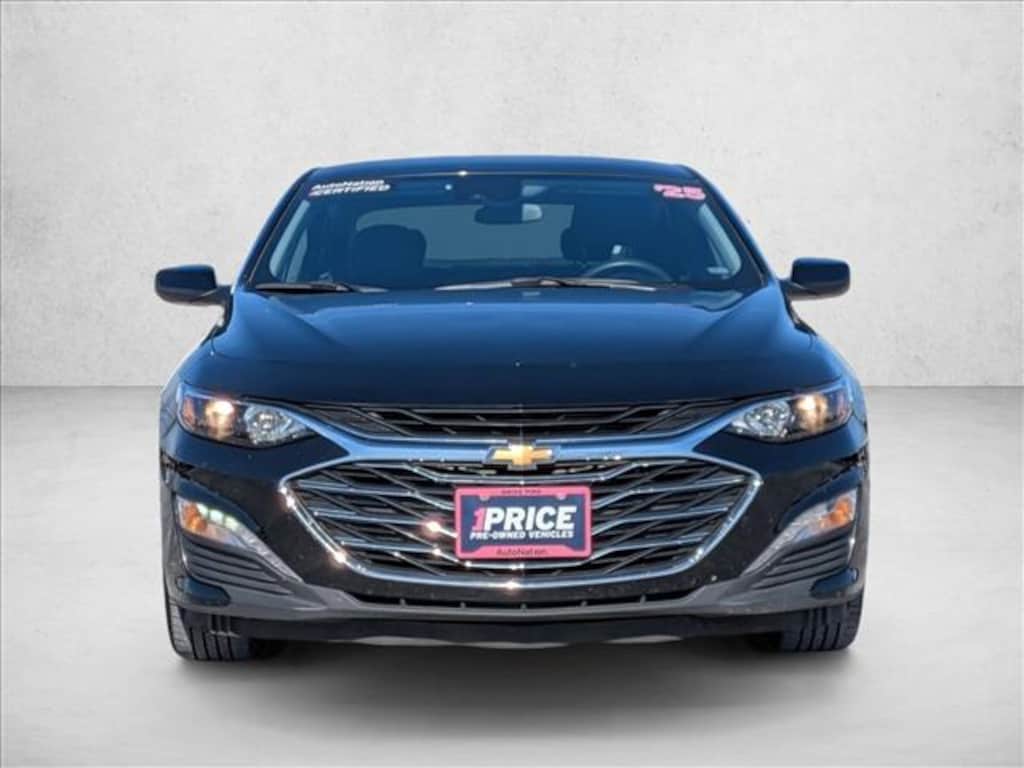 Used 2025 Chevrolet Malibu LT Sedan