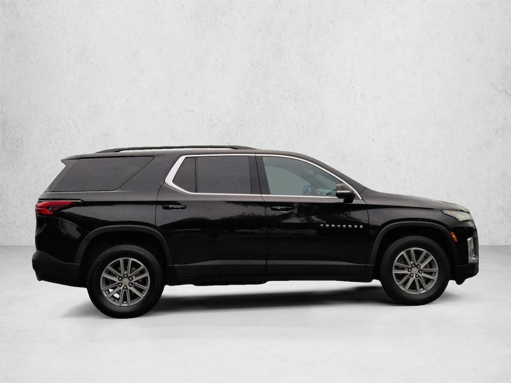 Used 2022 Chevrolet Traverse LT Cloth SUV