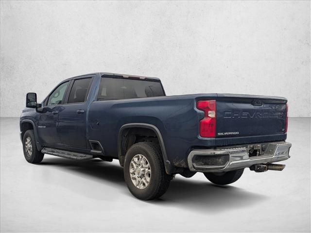 2022 Chevrolet Silverado 3500HD LT photo 3