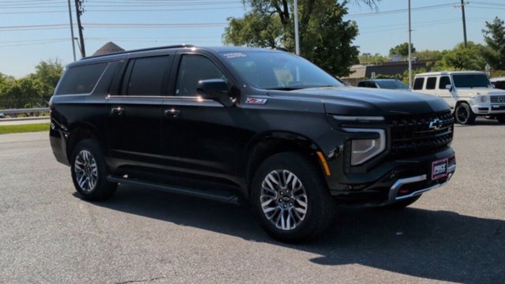 Used 2025 Chevrolet Suburban Z71 SUV