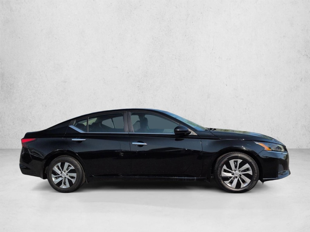 Used 2023 Nissan Altima 2.5 S Sedan