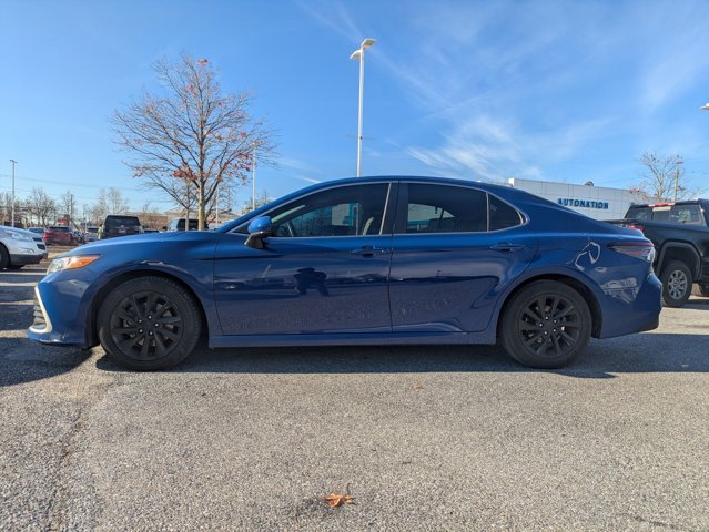 2023 Toyota Camry LE photo 2