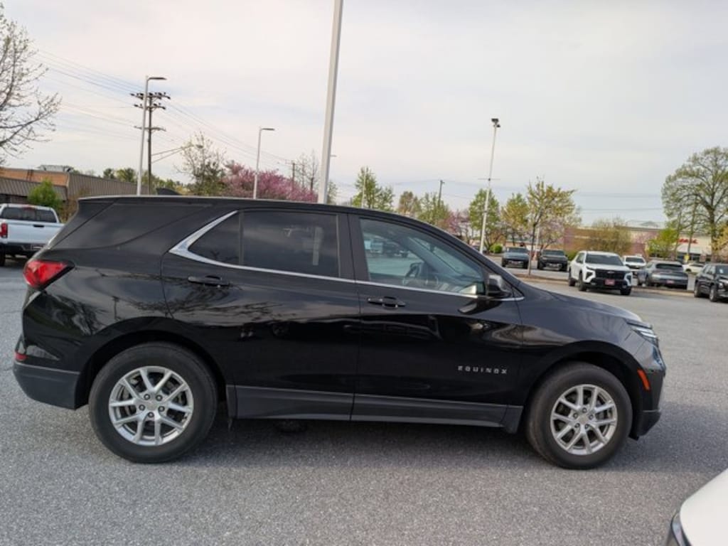 Used 2024 Chevrolet Equinox LT SUV