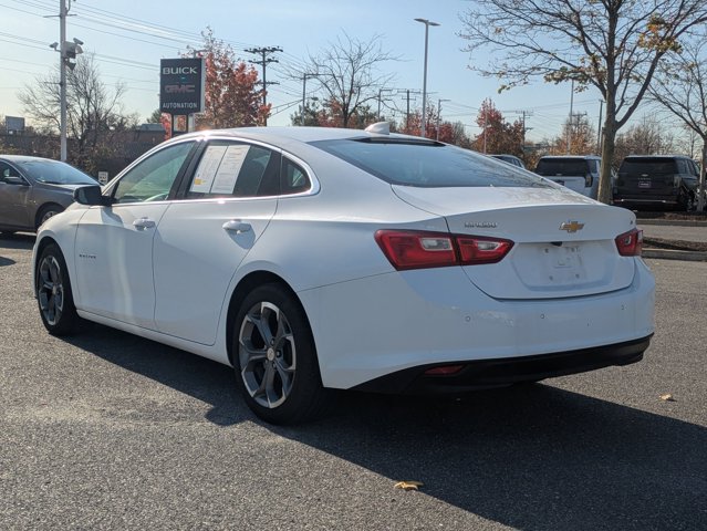 2024 Chevrolet Malibu 1LT photo 3