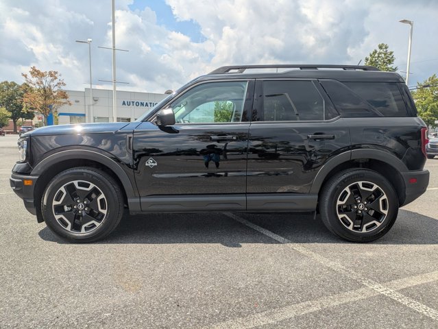 2023 Ford Bronco Sport Outer Banks photo 2