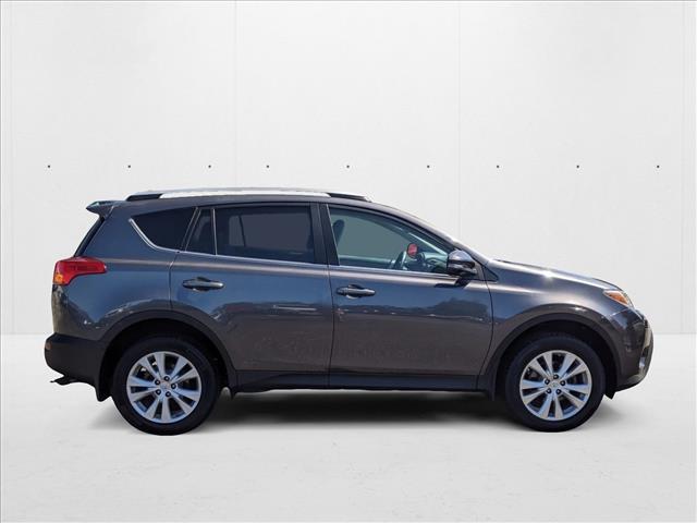 2015 Toyota RAV4 Limited photo 2