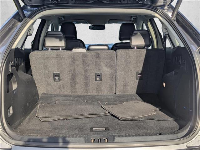 2024 Ford Edge Titanium photo 2