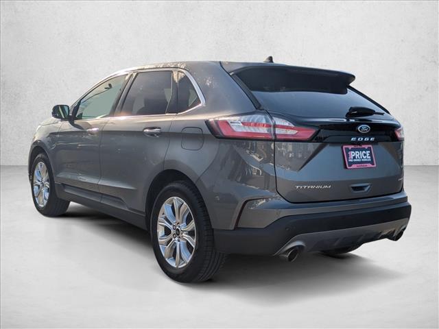 2024 Ford Edge Titanium photo 3