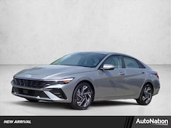 2025 Hyundai Elantra Limited 4dr Car