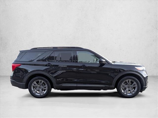 2022 Ford Explorer XLT photo 4
