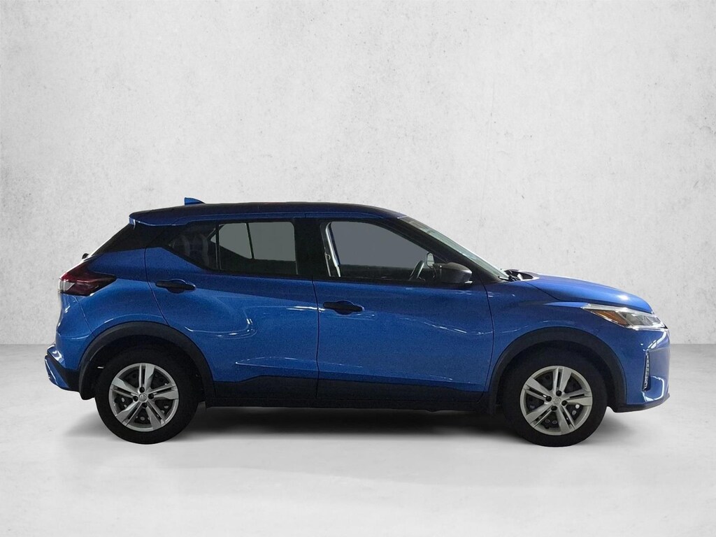 Used 2023 Nissan Kicks S SUV