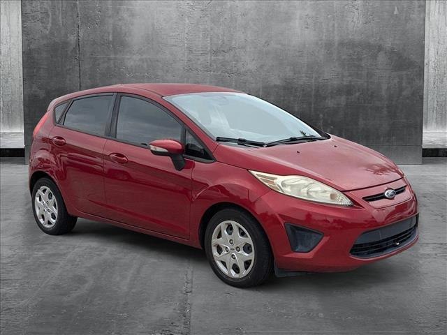 2013 Ford Fiesta SE photo 3