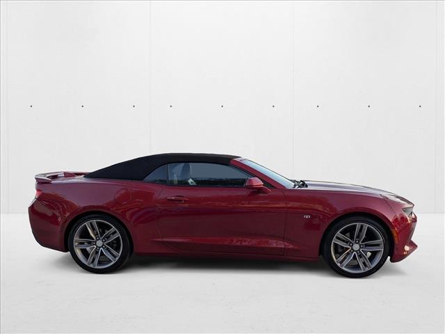 2017 Chevrolet Camaro 2LT photo 4