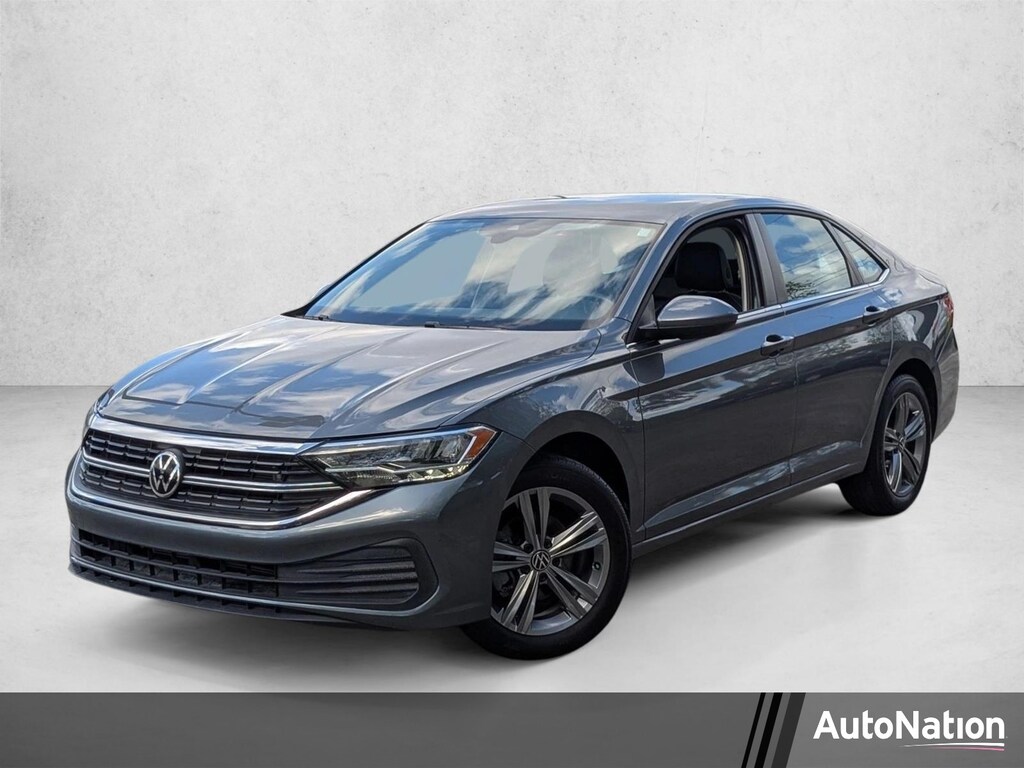 Used 2022 Volkswagen Jetta SE Sedan