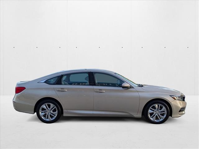 2019 Honda Accord LX 1.5T photo 4