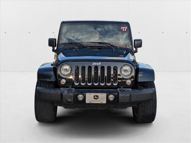 2017 Jeep Wrangler Sahara photo 2