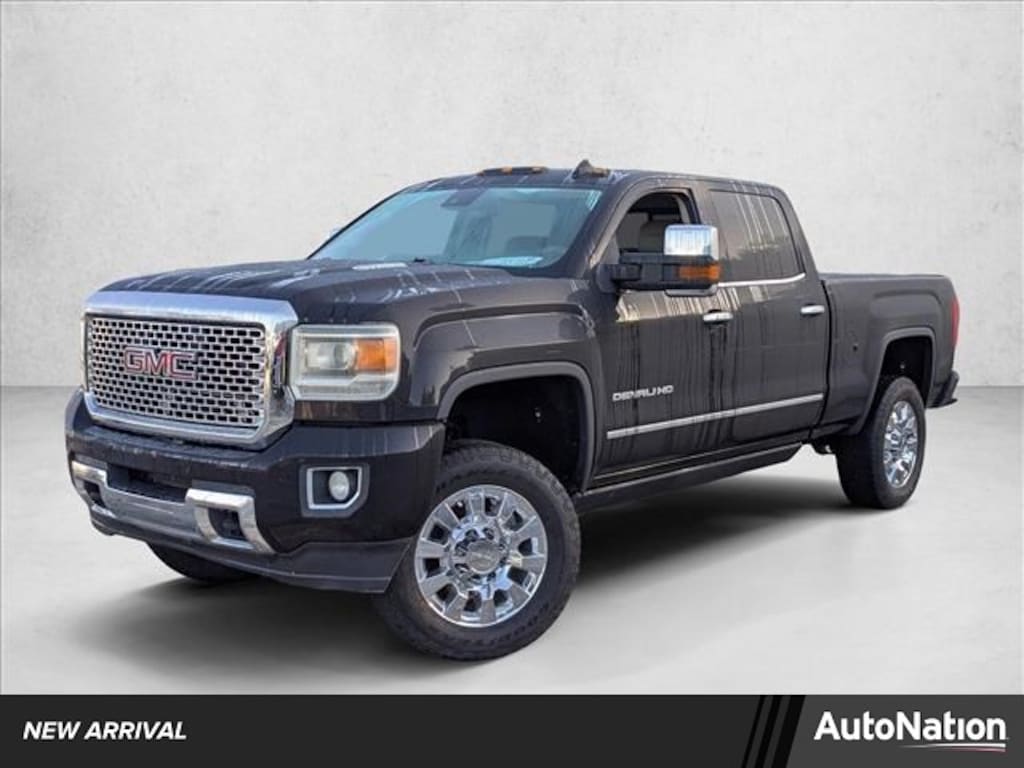 Used 2016 GMC Sierra 2500HD Denali Truck Crew Cab