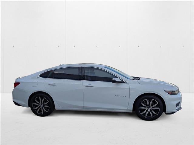 2016 Chevrolet Malibu 2LT photo 4