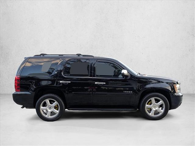 2011 Chevrolet Tahoe LT photo 4