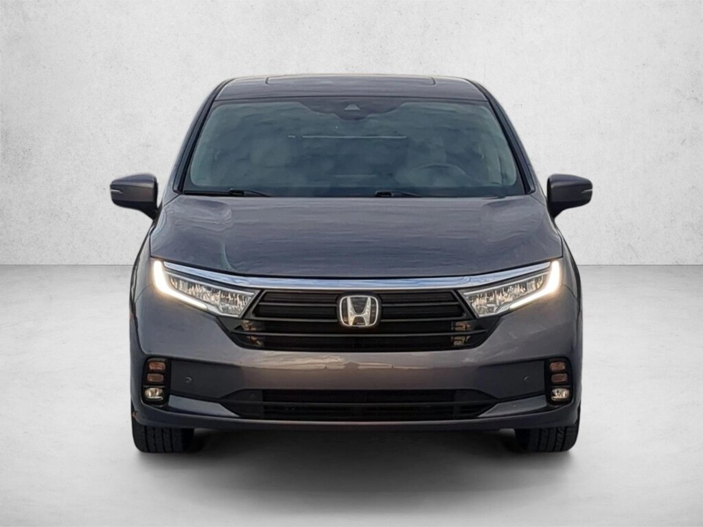 Used 2024 Honda Odyssey Touring Van