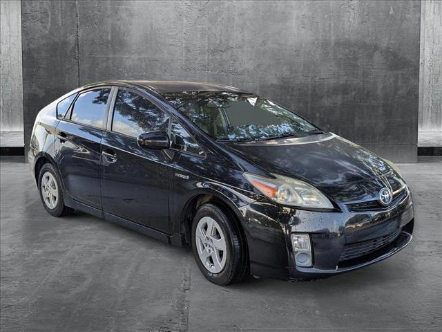 2010 Toyota Prius Four photo 3