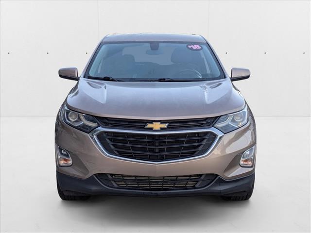 2018 Chevrolet Equinox LT photo 2