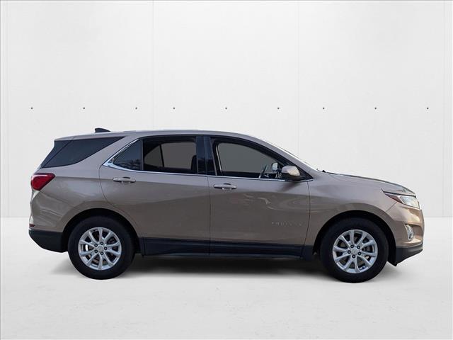 2018 Chevrolet Equinox LT photo 4