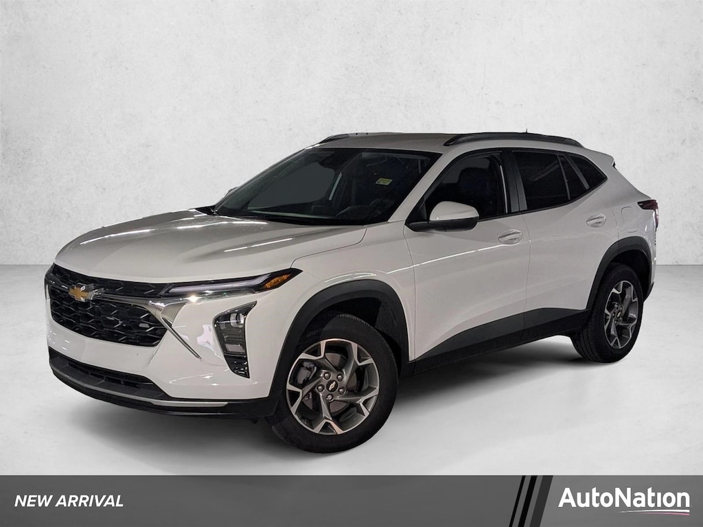 Certified 2025 Chevrolet Trax LT SUV