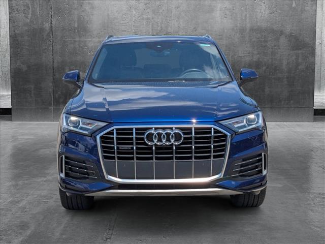 2021 Audi Q7 Premium Plus photo 2