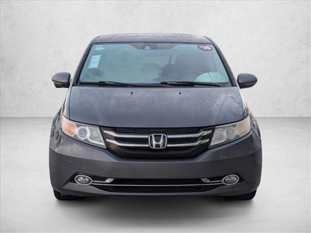 2016 Honda Odyssey Touring Elite photo 2