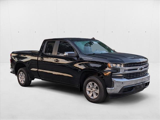 2020 Chevrolet Silverado 1500 LT photo 3