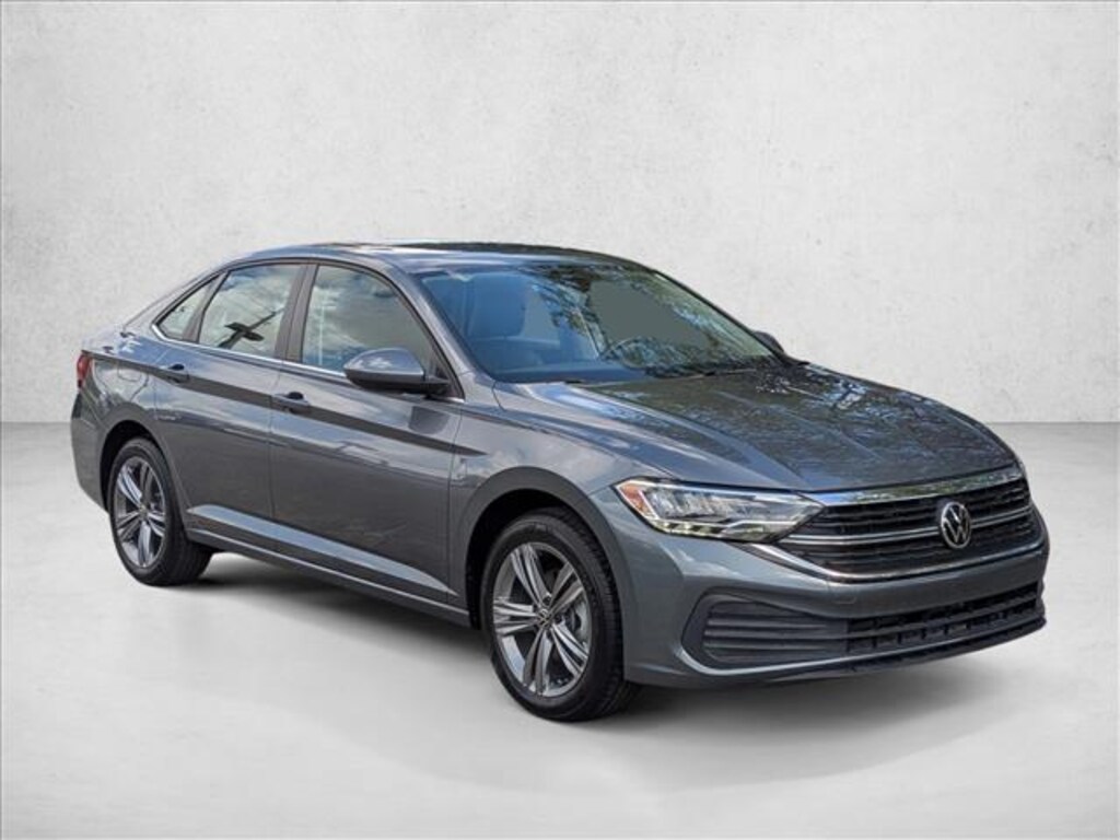 Used 2022 Volkswagen Jetta SE Sedan