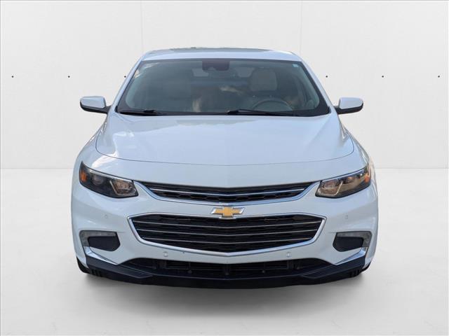 2016 Chevrolet Malibu 2LT photo 2