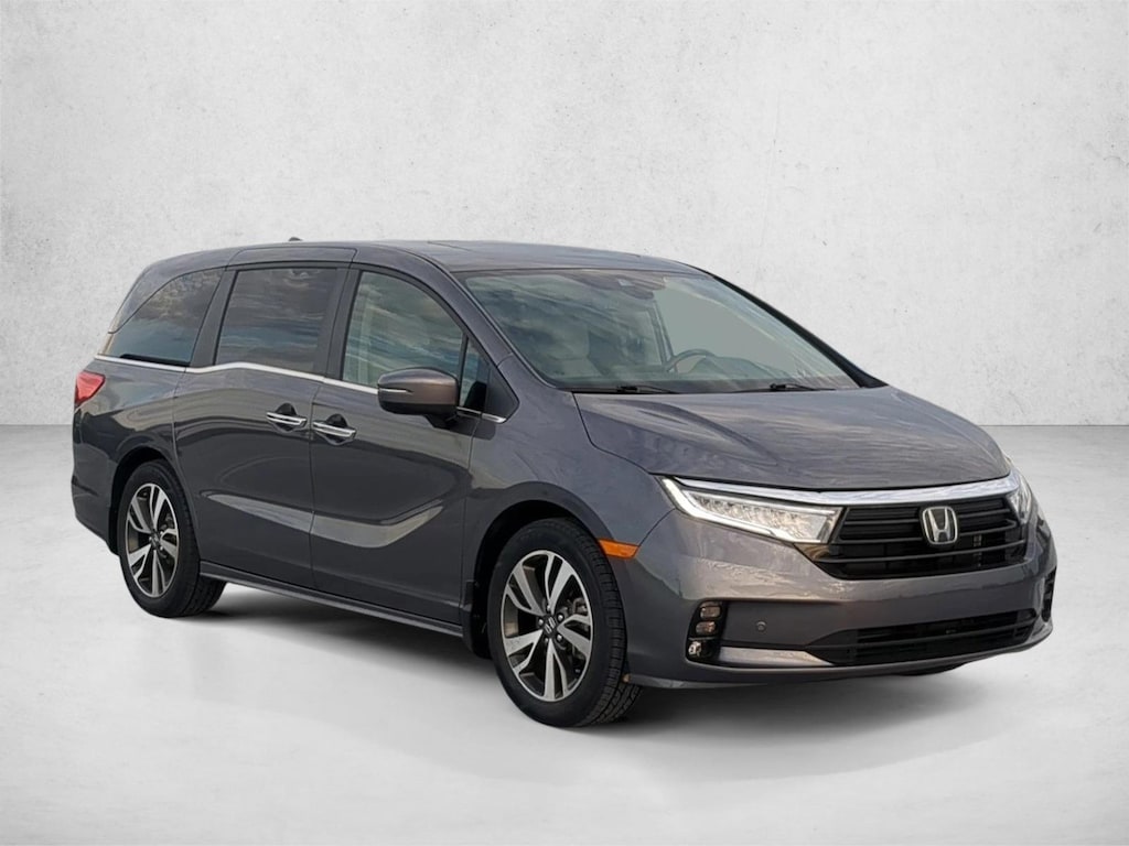 Used 2024 Honda Odyssey Touring Van