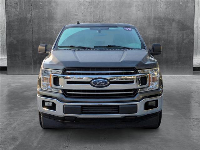 2019 Ford F-150 XLT photo 2
