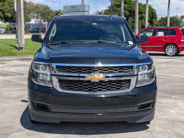 2018 Chevrolet Tahoe LT photo 2