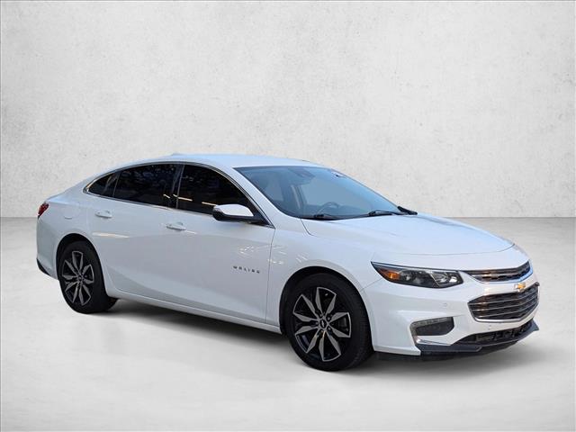 2016 Chevrolet Malibu 2LT photo 3