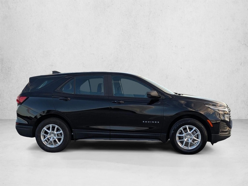 Used 2024 Chevrolet Equinox LS SUV