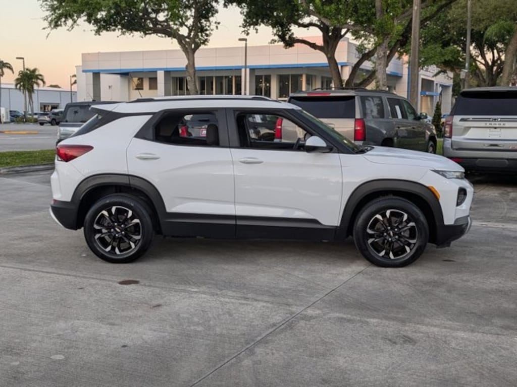 Used 2023 Chevrolet Trailblazer LT SUV