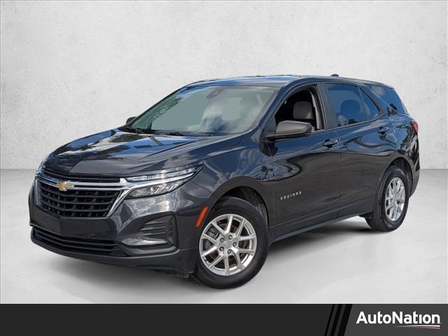 2022 Chevrolet Equinox LS's photo