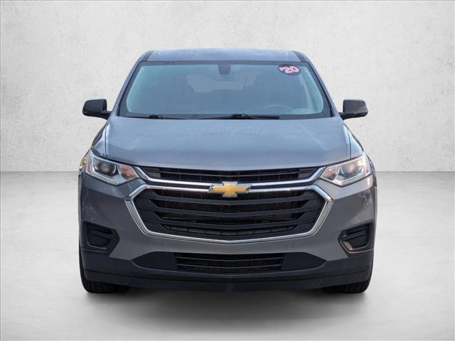 2020 Chevrolet Traverse LS photo 2